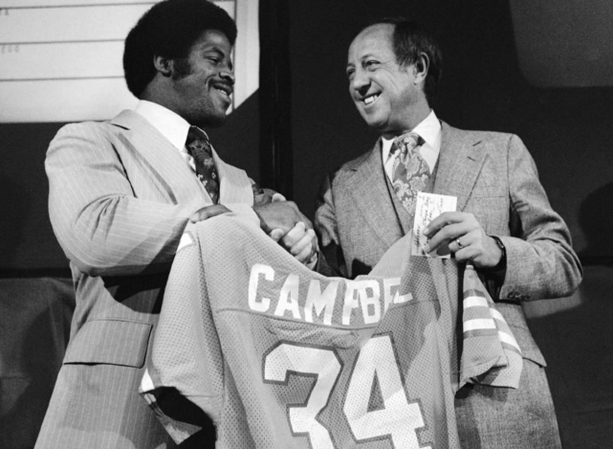 Earl Campbell and Pete Rozelle