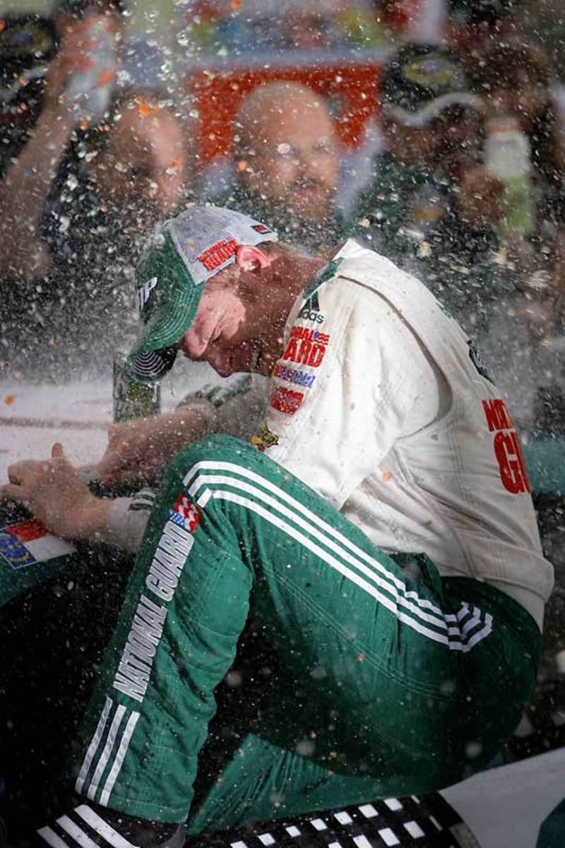 02.dale-earnhardt-jr.jpg