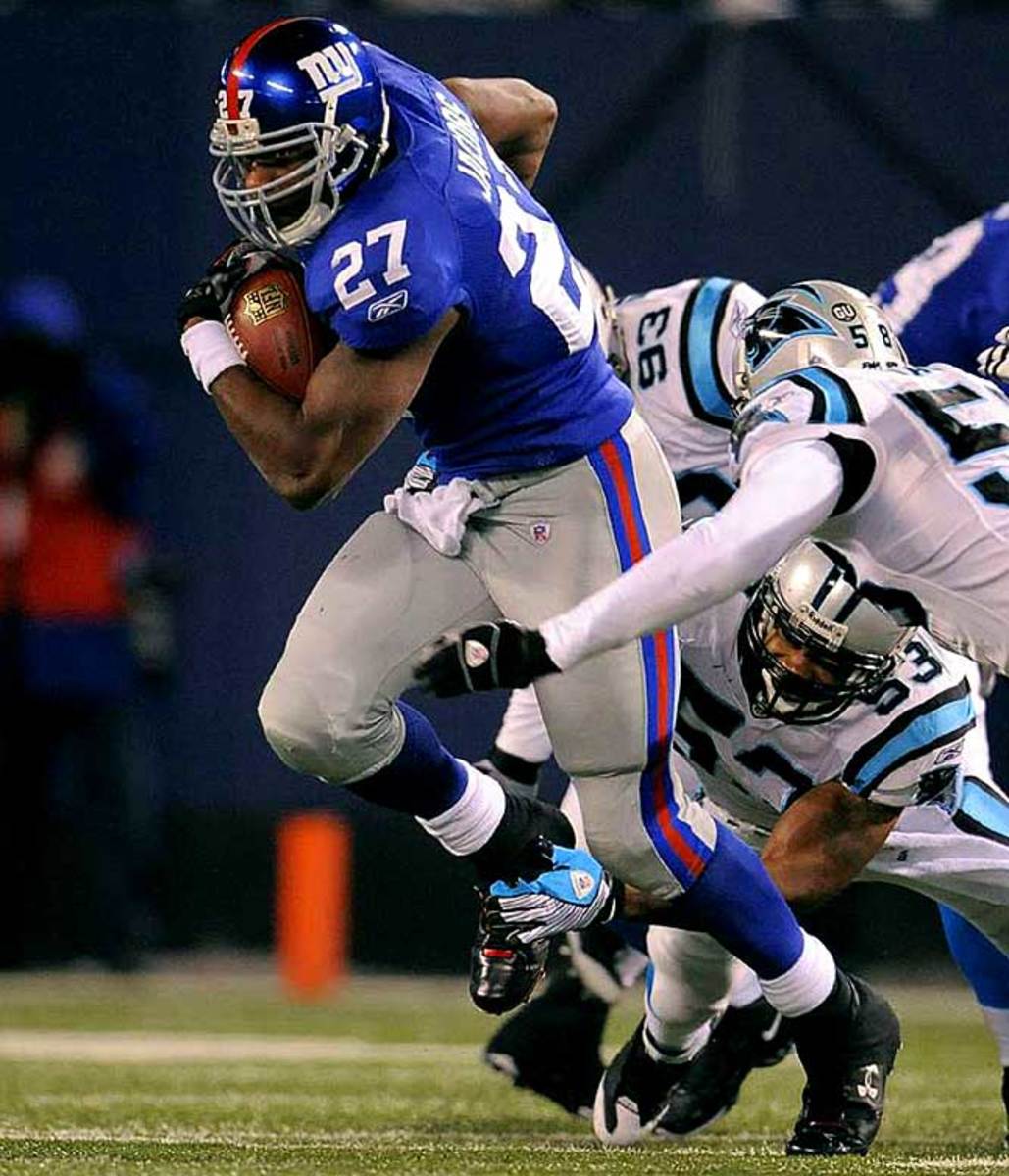 Giants beat Cowboys 31-24 on big play by Brandon Jacobs 