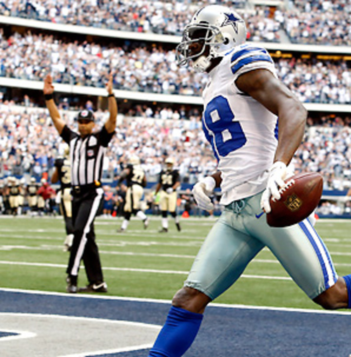 Dez Bryant has set new career highs in receptions, yards and touchdowns in his third season. (Sharon Ellman/AP)