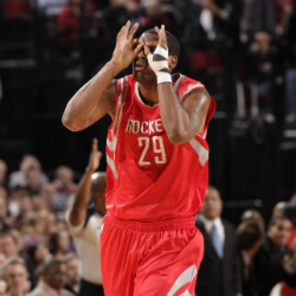 Agent says Rockets are a 'leading contender' for Marcus Camby