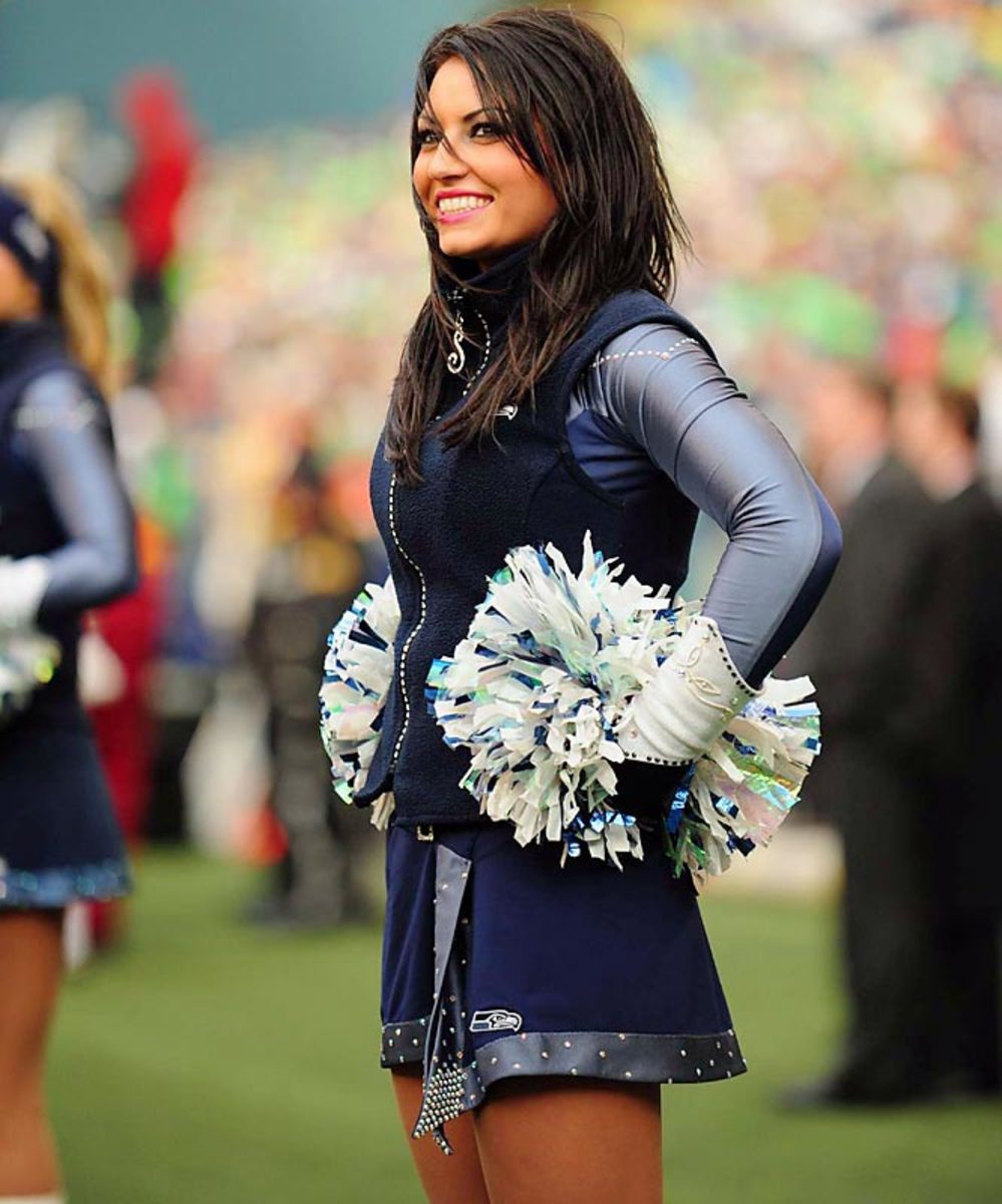 NFL Cheerleaders - Sports Illustrated