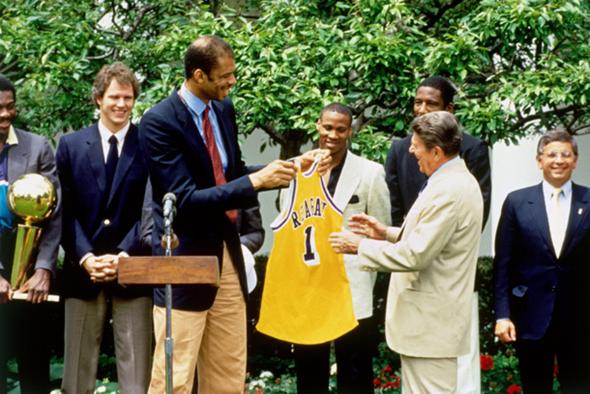 whitehouse-reagan-lakers