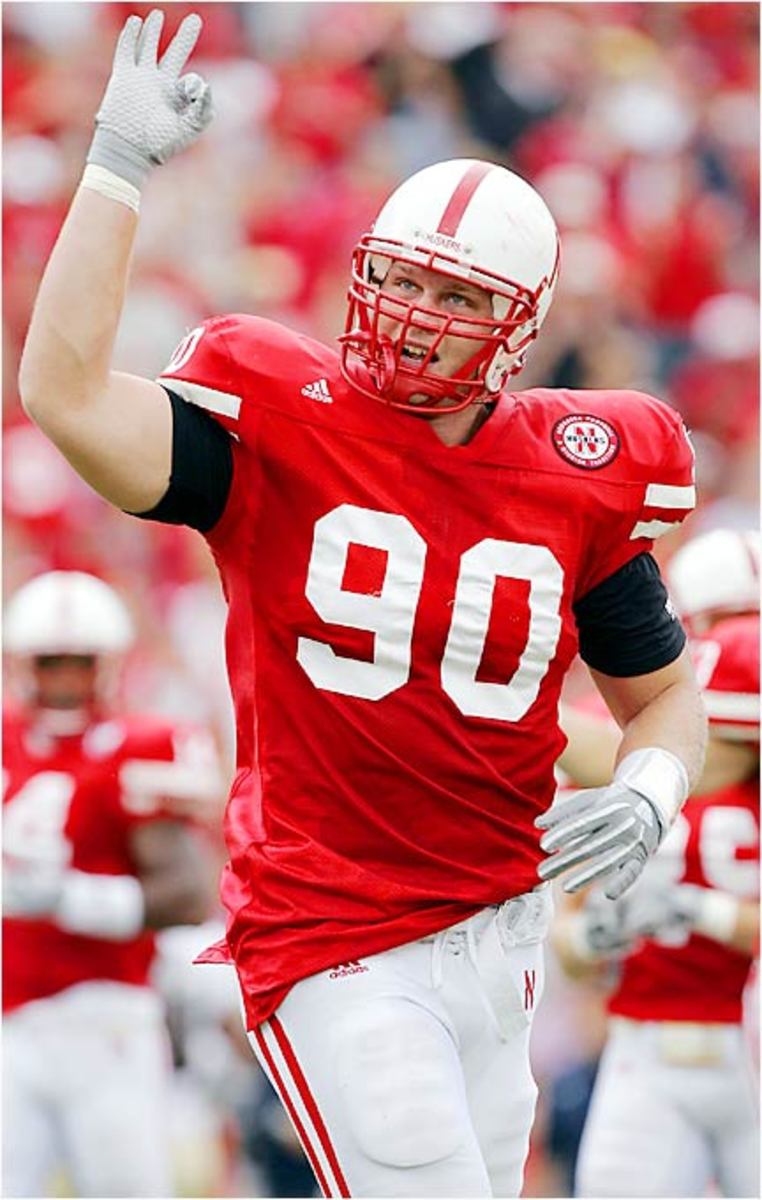 Adam Carriker, DE