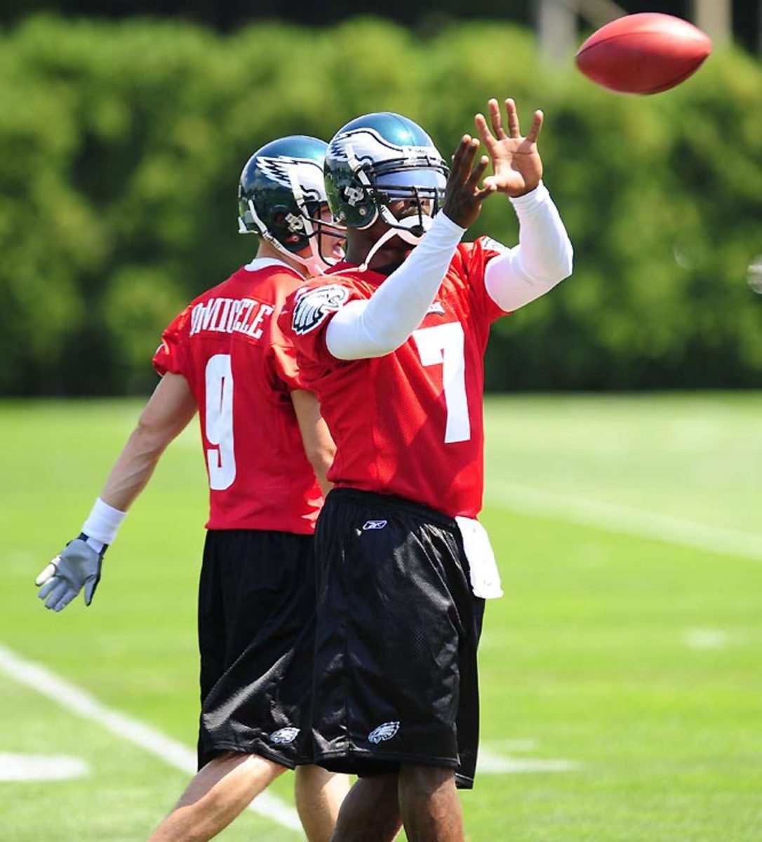 Vick-catch.jpg