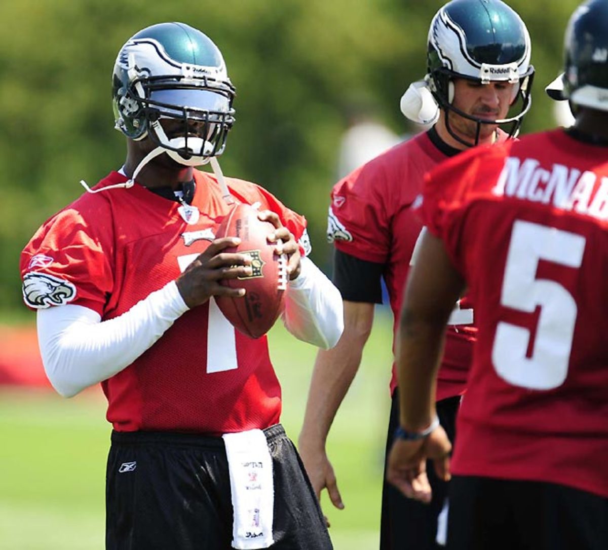 Eagles quarterback Michael Vick goes through individual drills at practice  