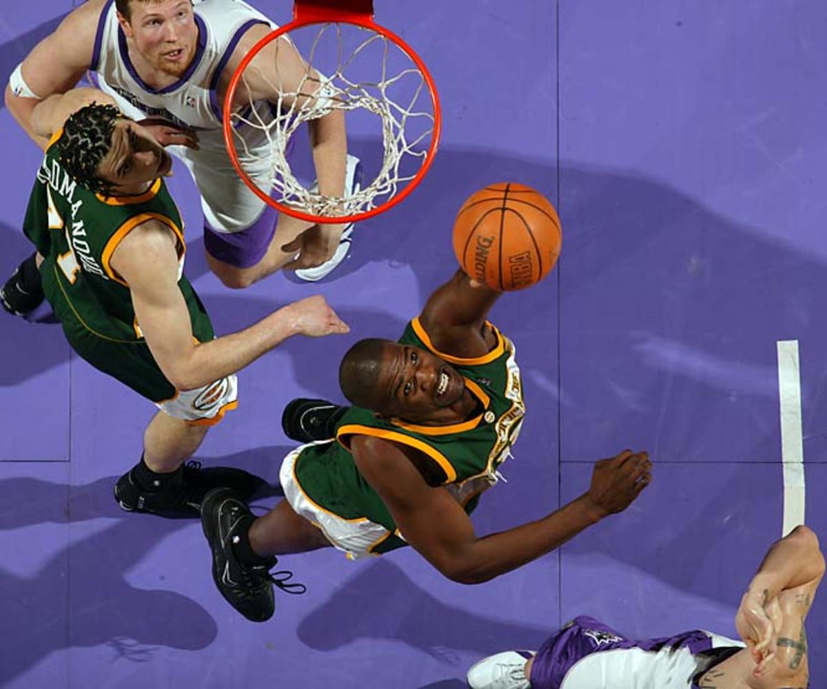 Jerome James | First round, 2005 NBA playoffs