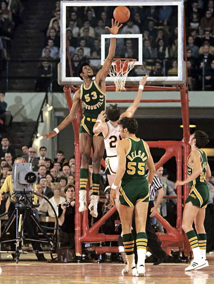 Artis Gilmore