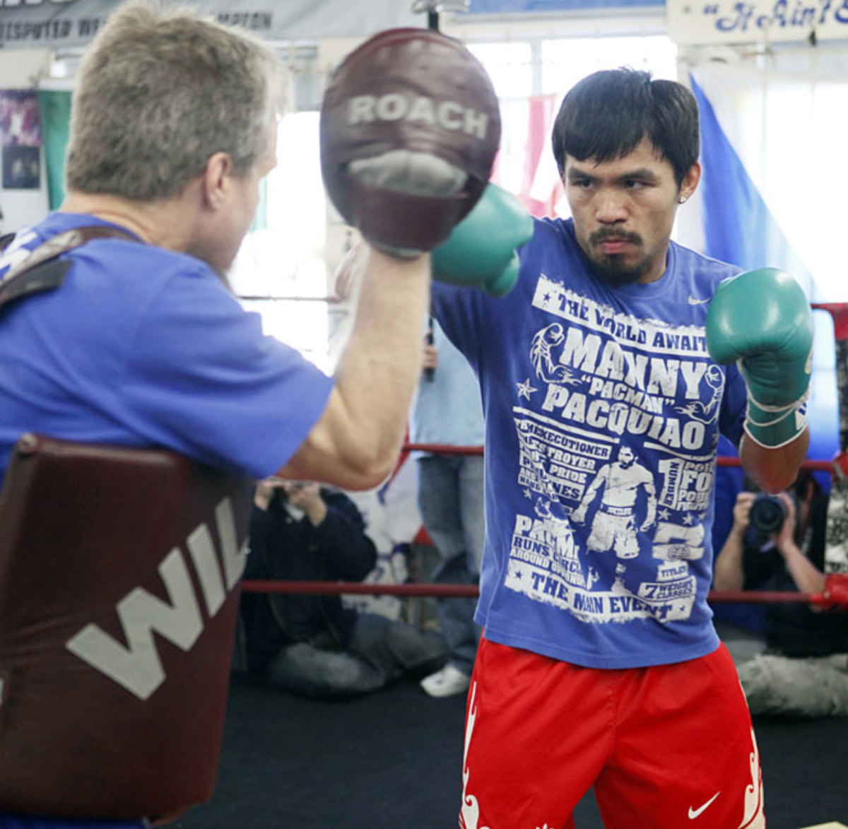 pacquiao-train-close.jpg