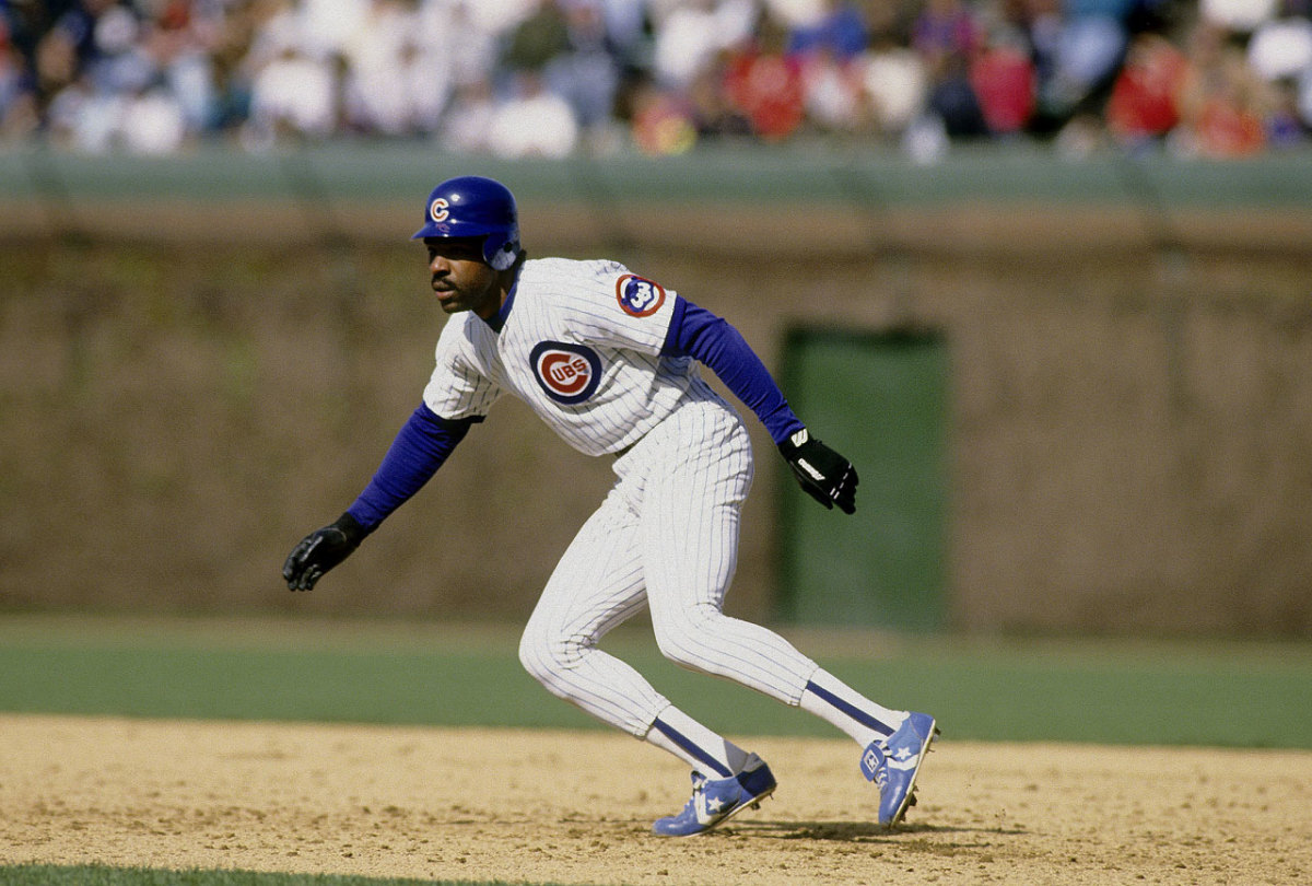 Andre Dawson gets real on artificial turf - VenuesNow