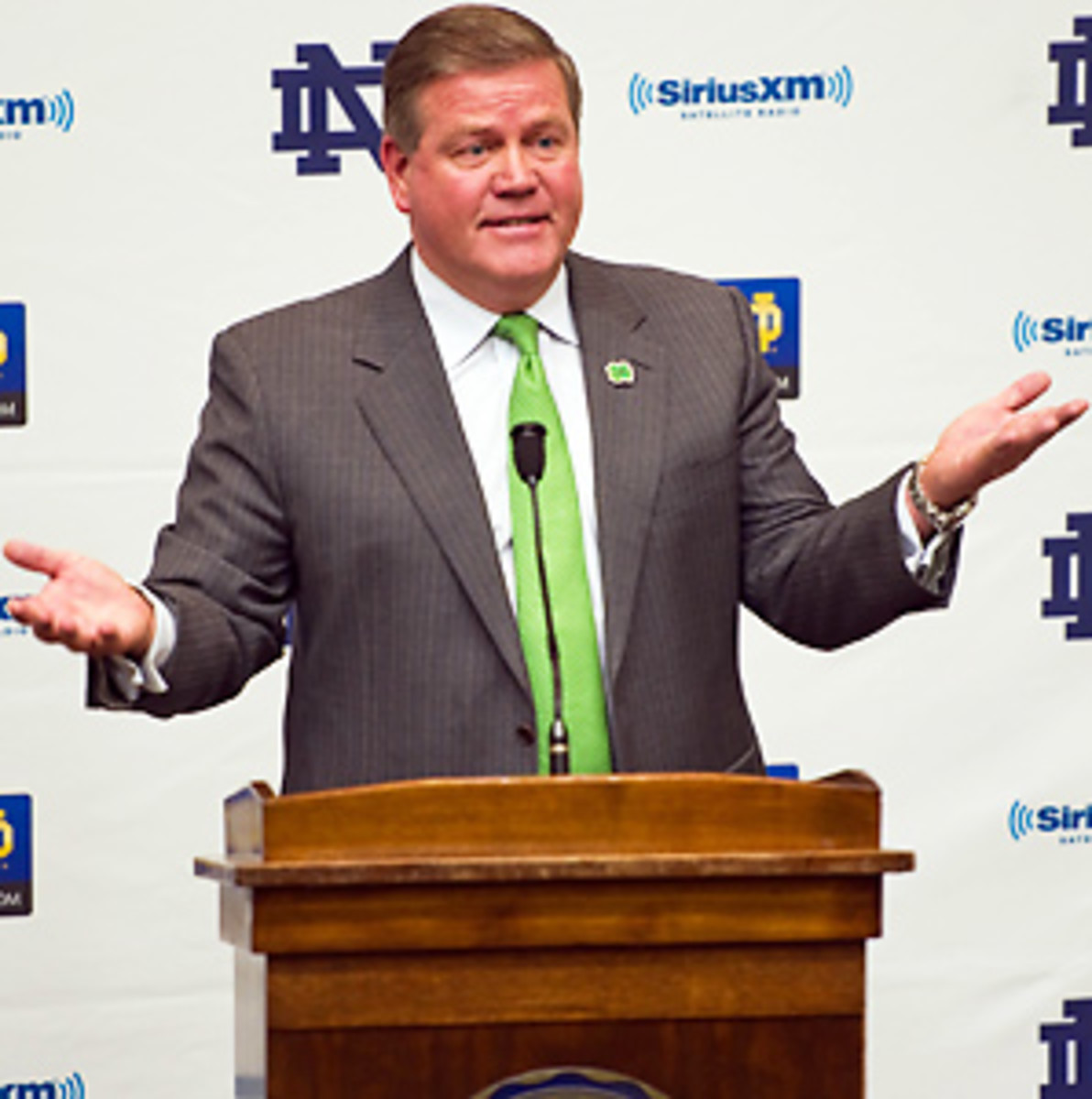 Eternal QB races loom at Notre Dame - Sports Illustrated