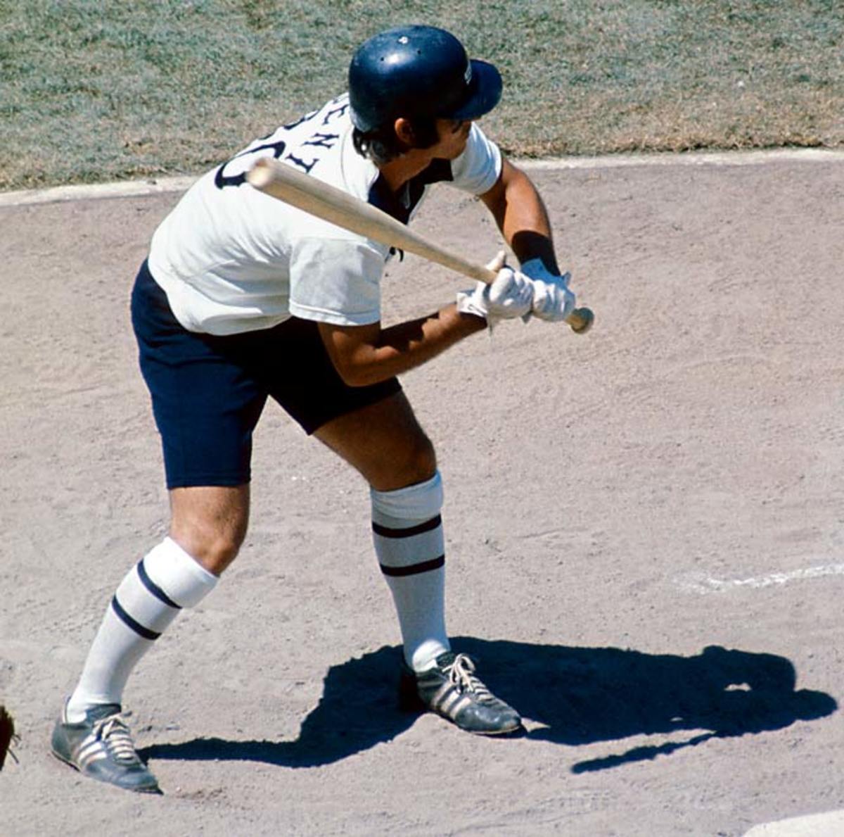 Chicago White Sox uniforms show spirit of 1976