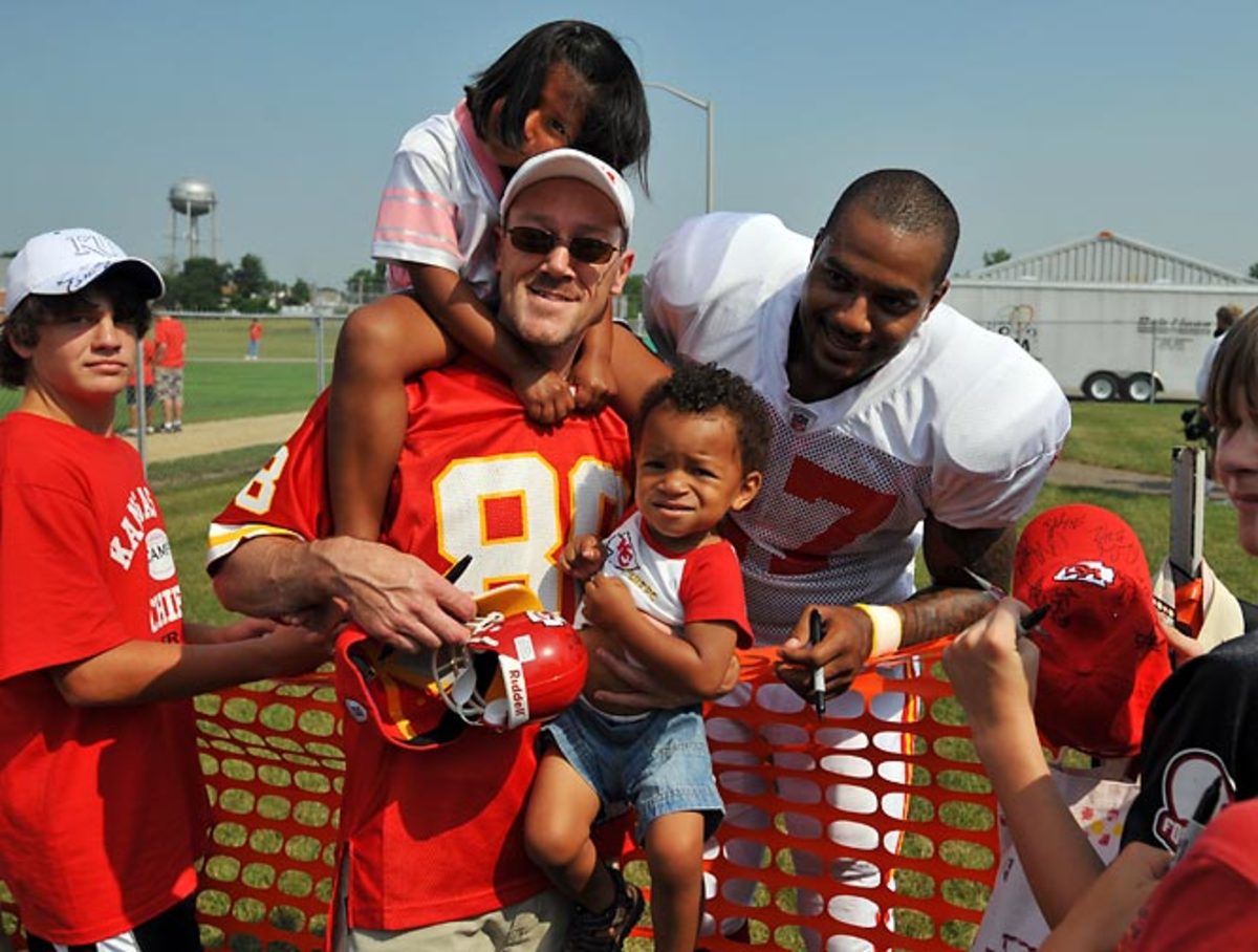 Larry Johnson with fans