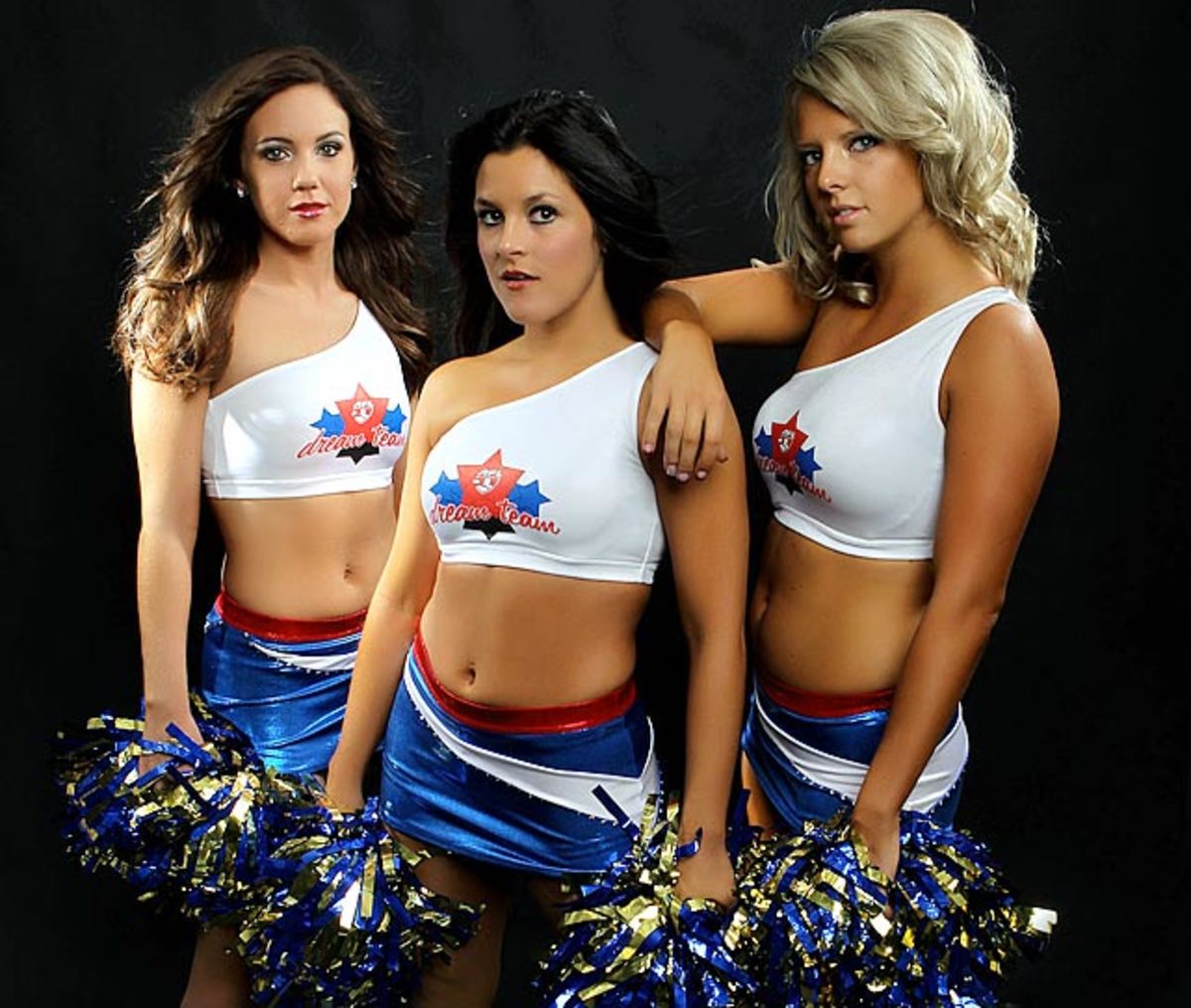 06-AFL_Dream_Team_Dancers-Y.jpg