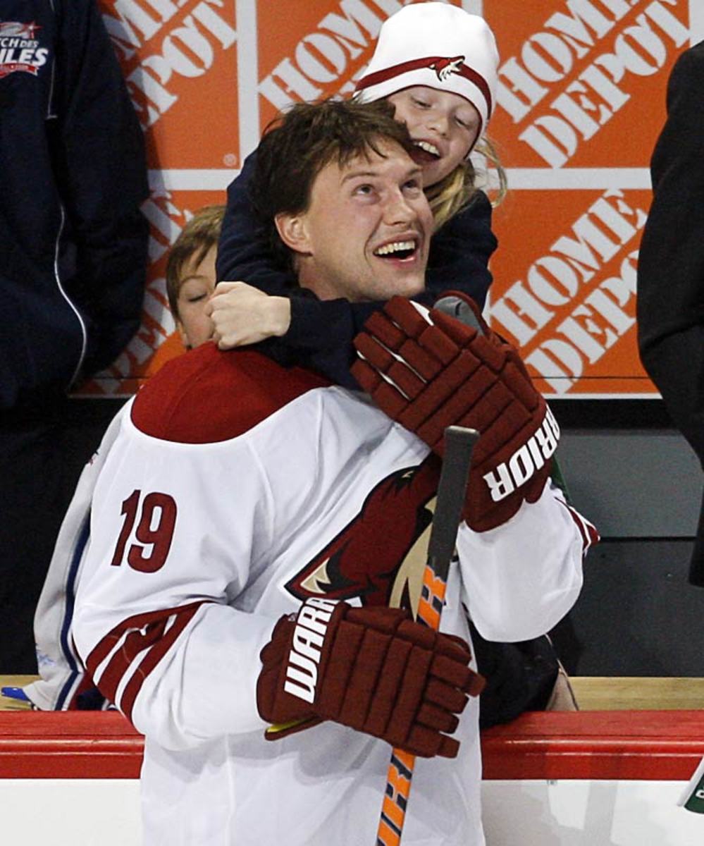 Shane Doan and daughter Gracie 