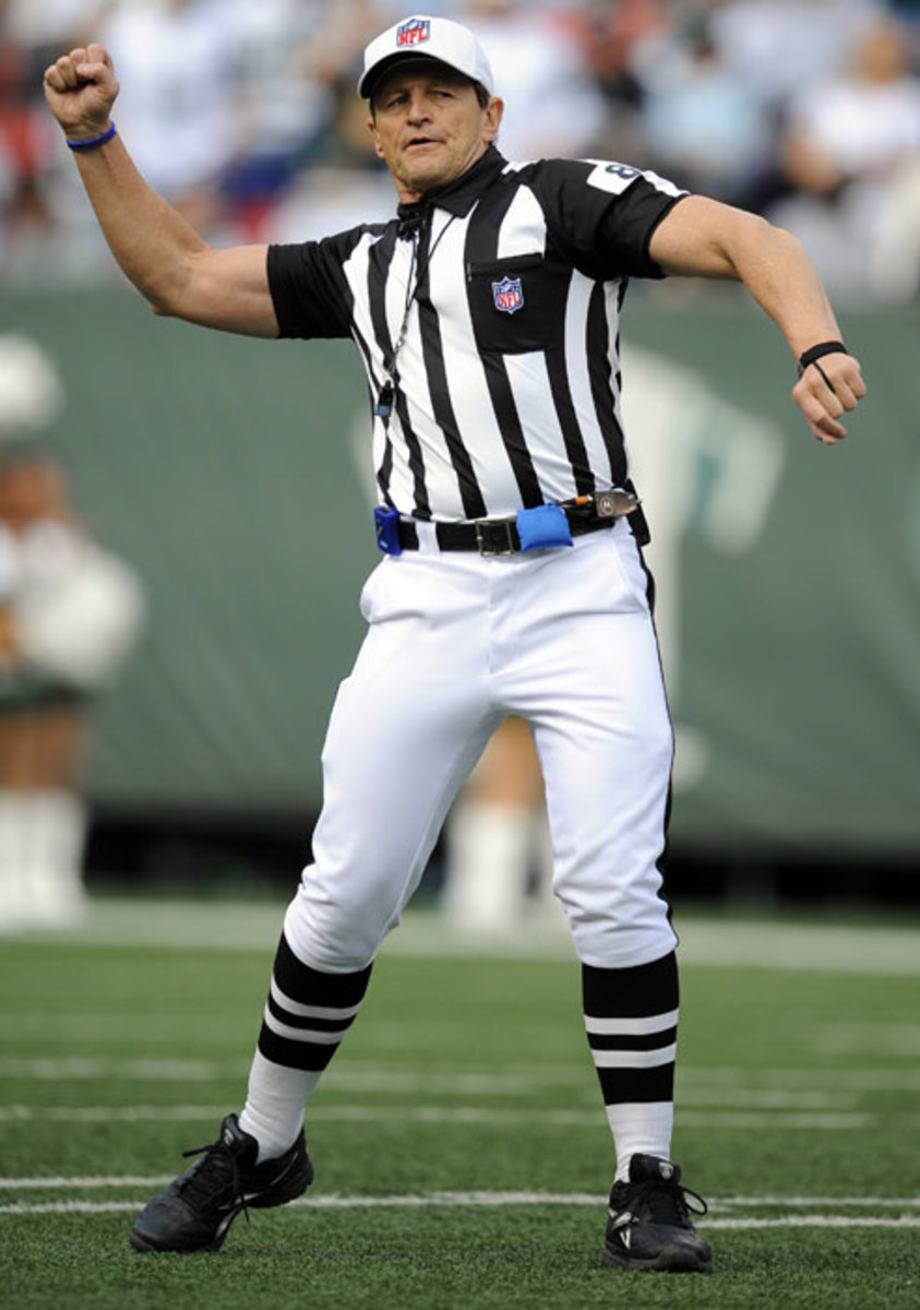 Ed Hochuli in Action - Sports Illustrated