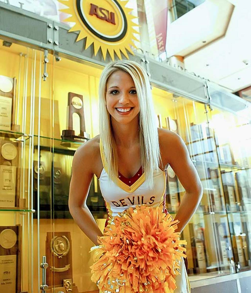 asu-cheerleader-alicia%2825%29.jpg