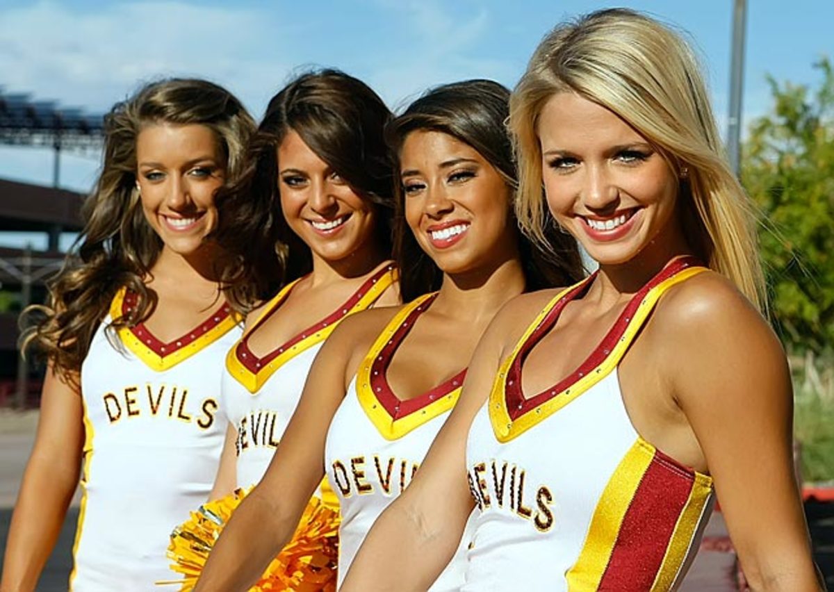 asu-cheerleader-alicia%2823%29.jpg