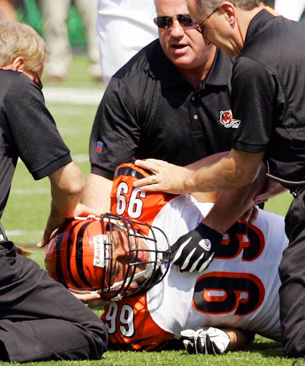 Cincinnati Bengals rookie linebacker David Pollack (99) from the