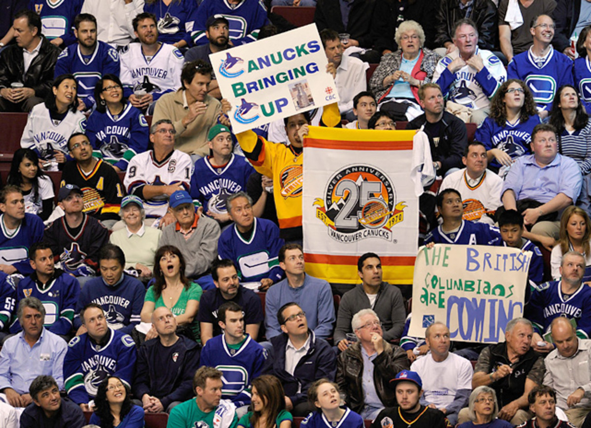 canucks-crowd.jpg