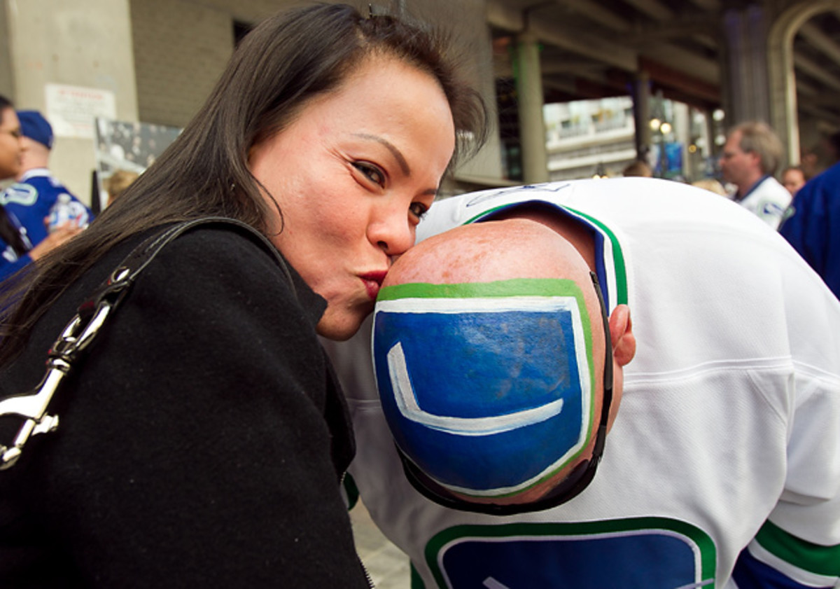 canucks-head.jpg