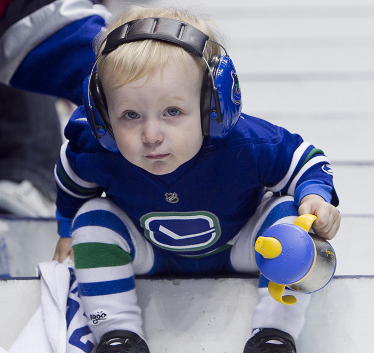 canucks-baby2.jpg