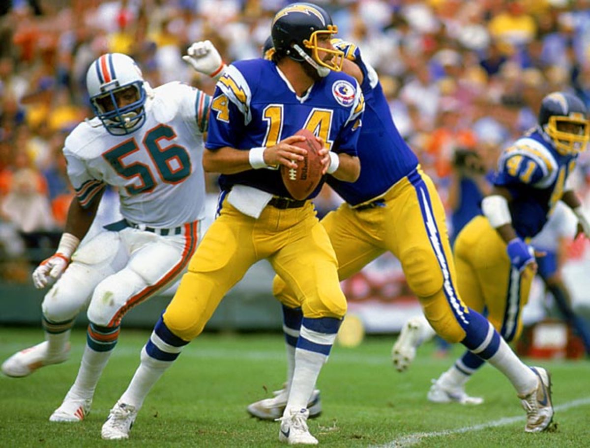 1984 Dolphins (11-0), lost 34-28 to Chargers 