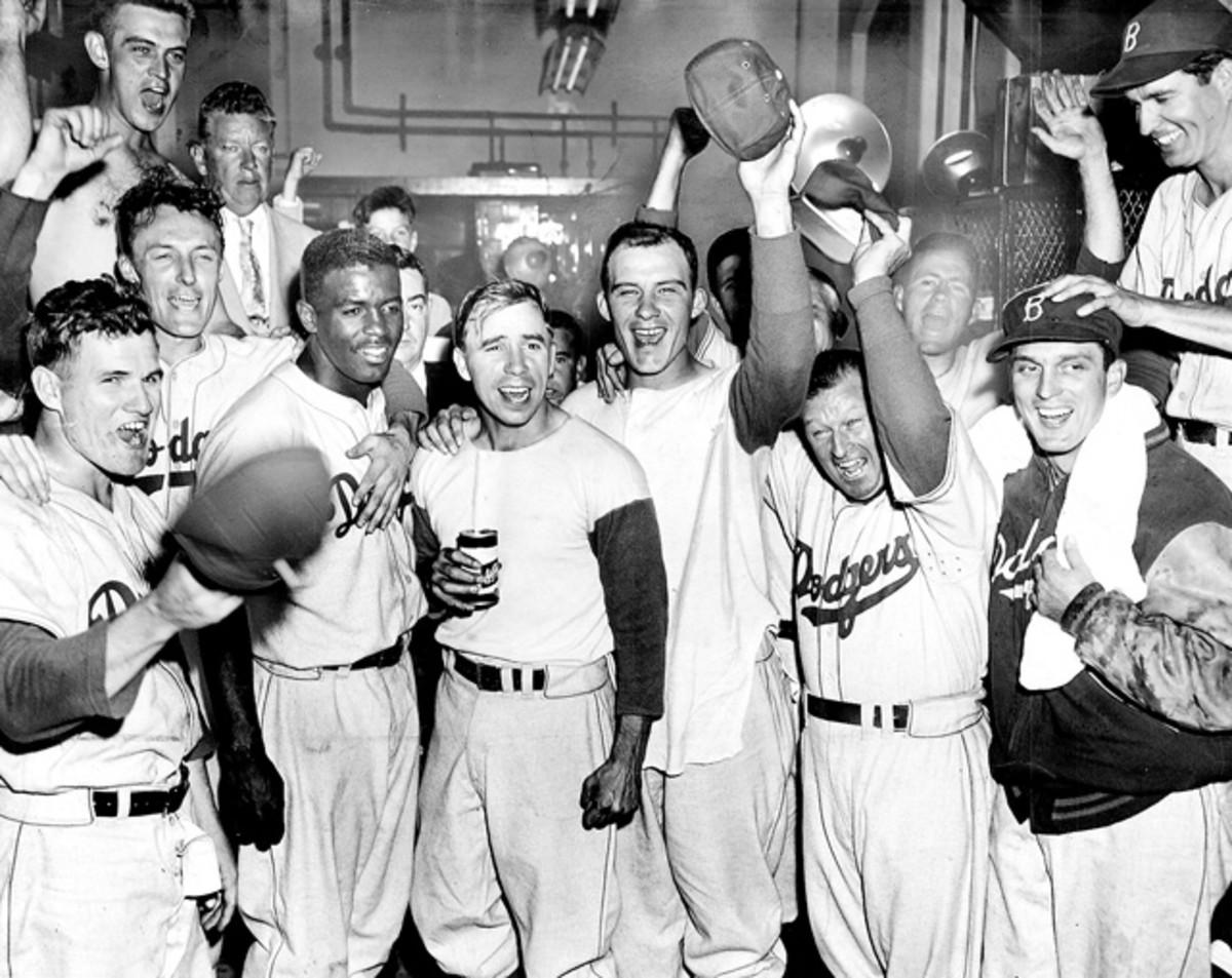 Color photo of of Brooklyn Dodger star player Duke Snider taking batting  practice before a game in Ebbetts Filed from a page in a 1950s era sport  magazine Stock Photo - Alamy