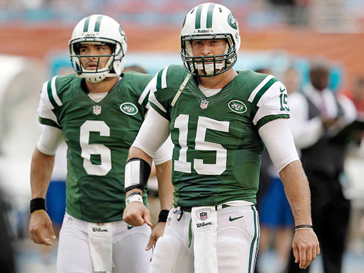 With Tim Tebow in Spotlight, Jets Coaches Talk Up Mark Sanchez - The New  York Times