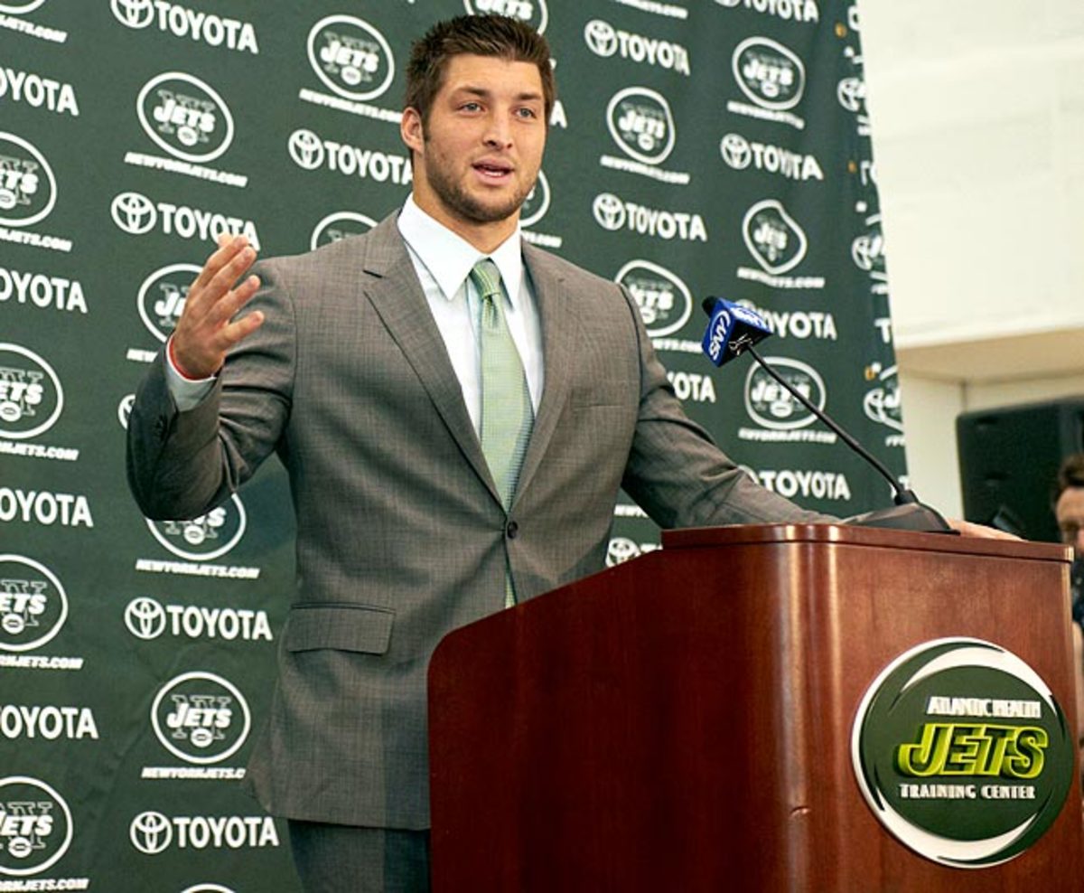 121218183809-tim-tebow-press-conference-op1h-12970-single-image-cut.jpg