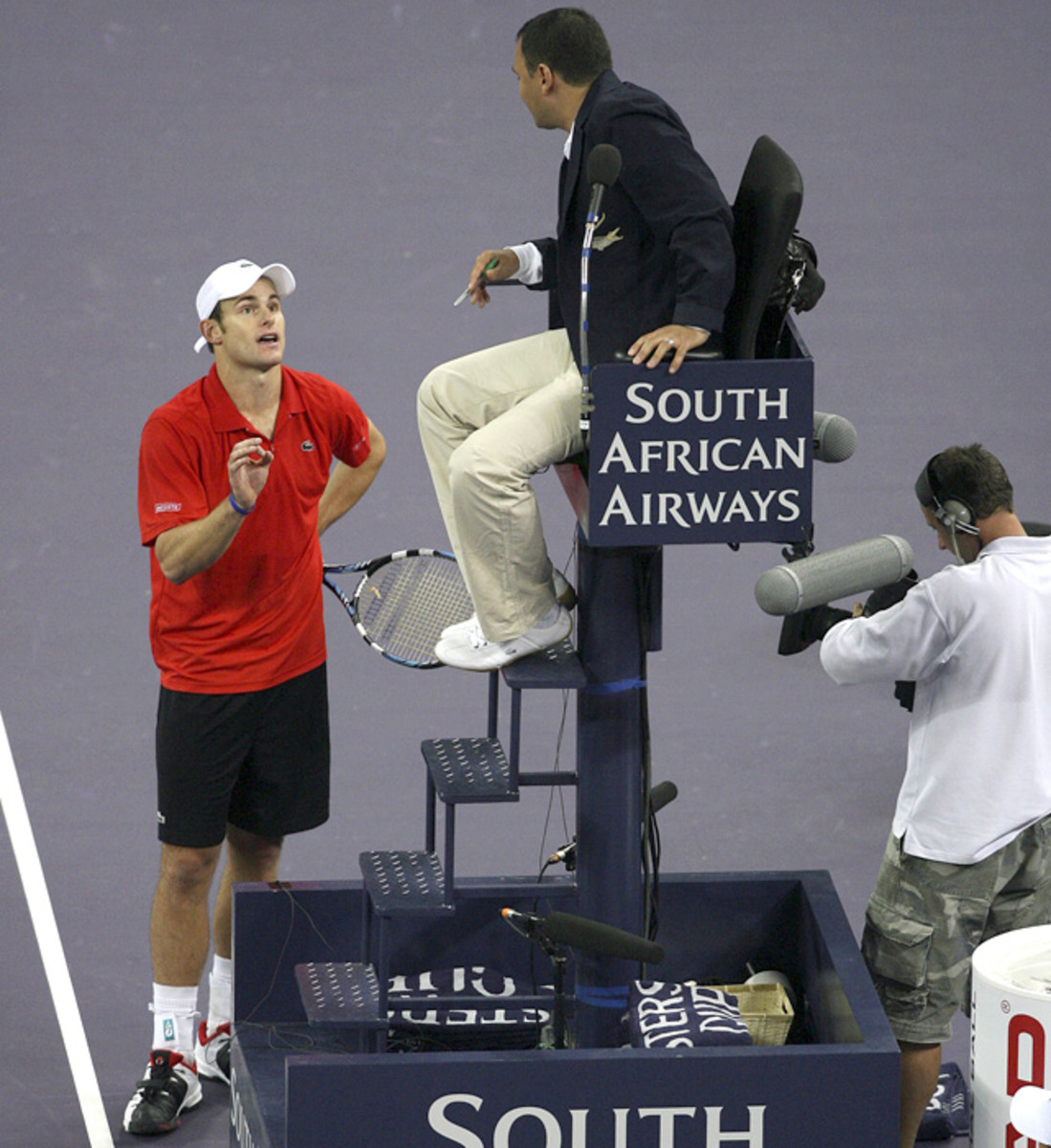 roddick-ump.jpg