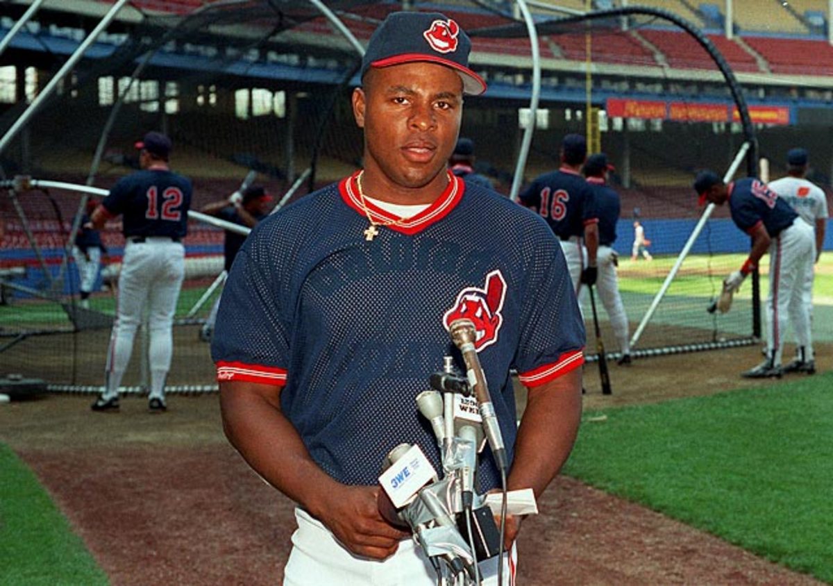 Albert Belle vs. Indians fan