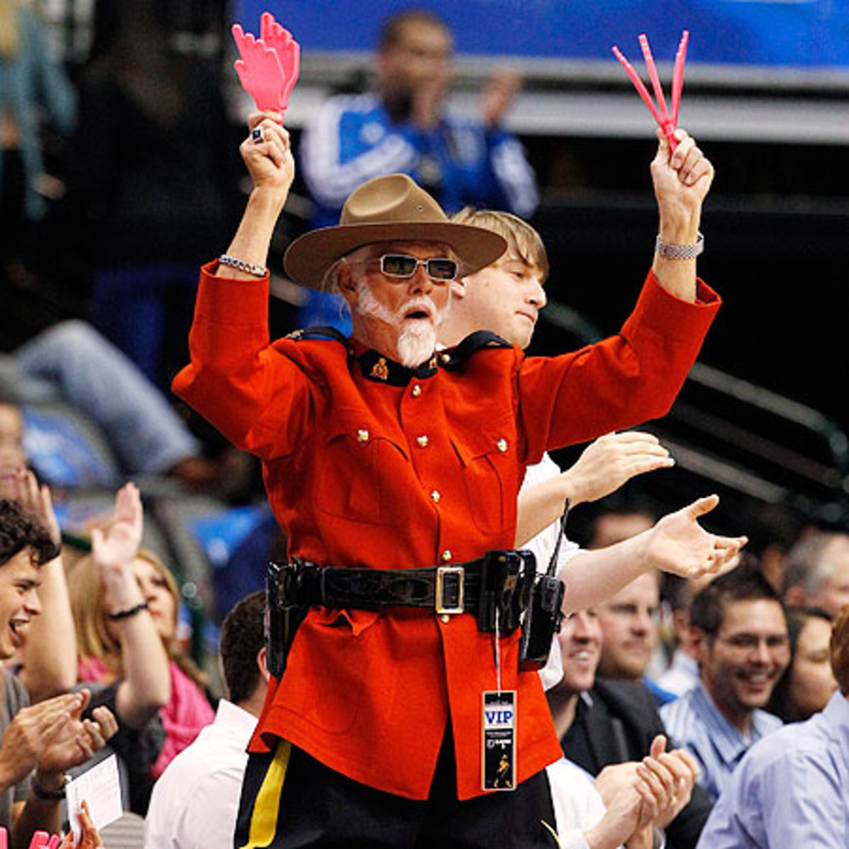 Raptors fan