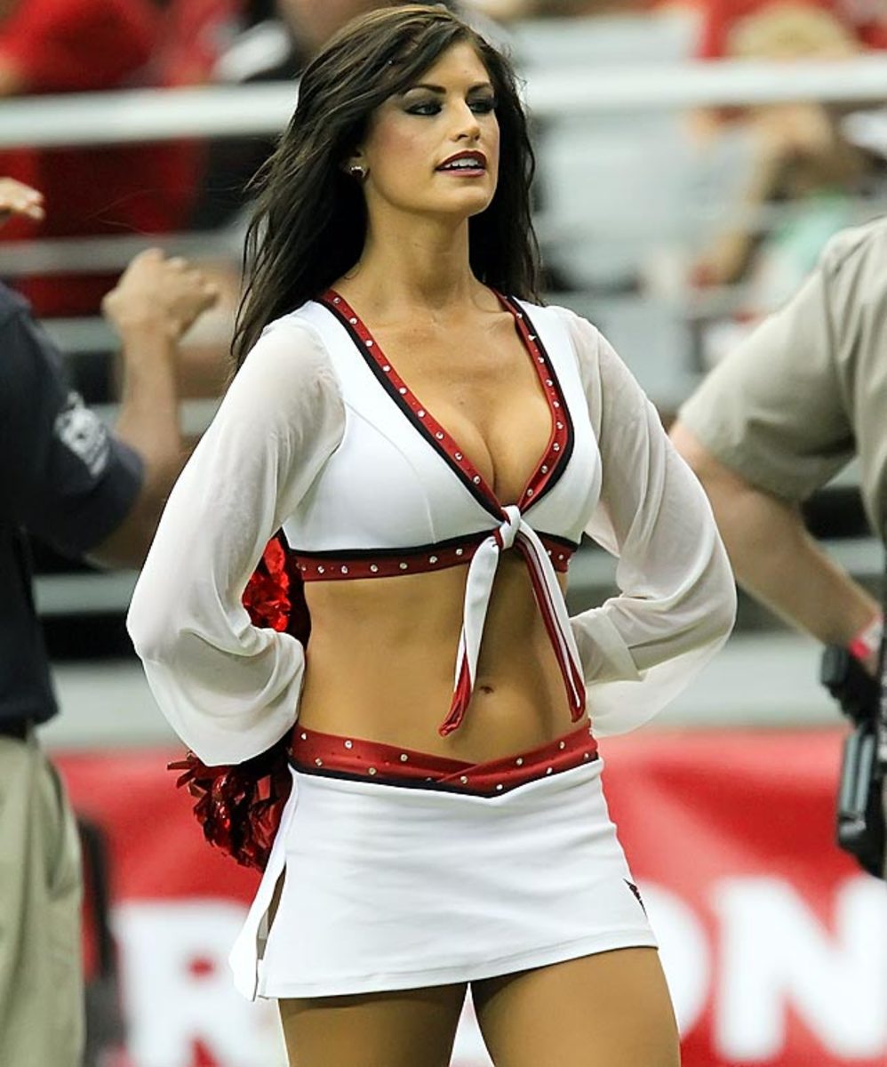 cardinals-cheerleaders-YP4_2914.jpg