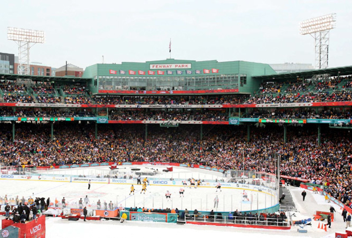 Flyers fall to Bruins in Winter Classic, 2-1
