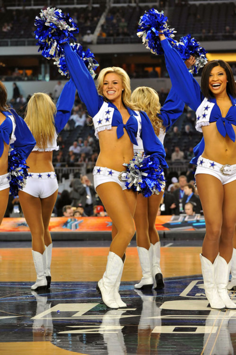 Dallas Cowboys' Cheerleaders