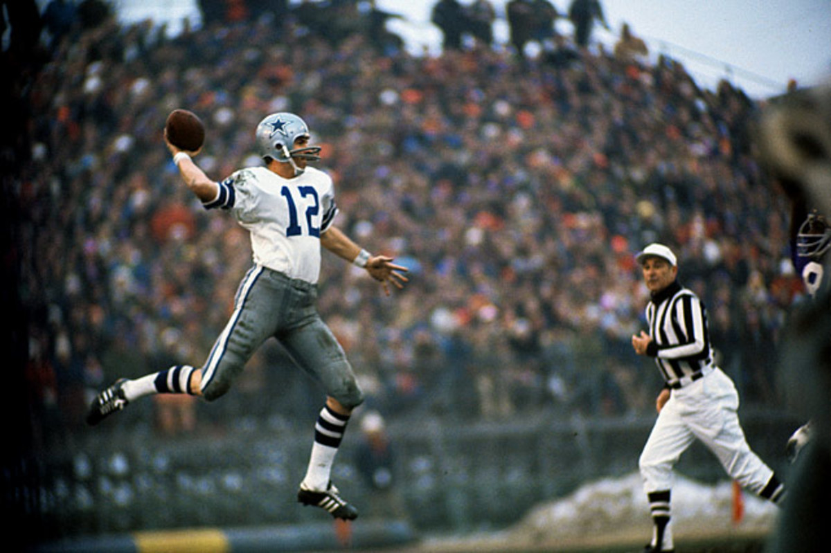 roger-staubach-X16442.jpg