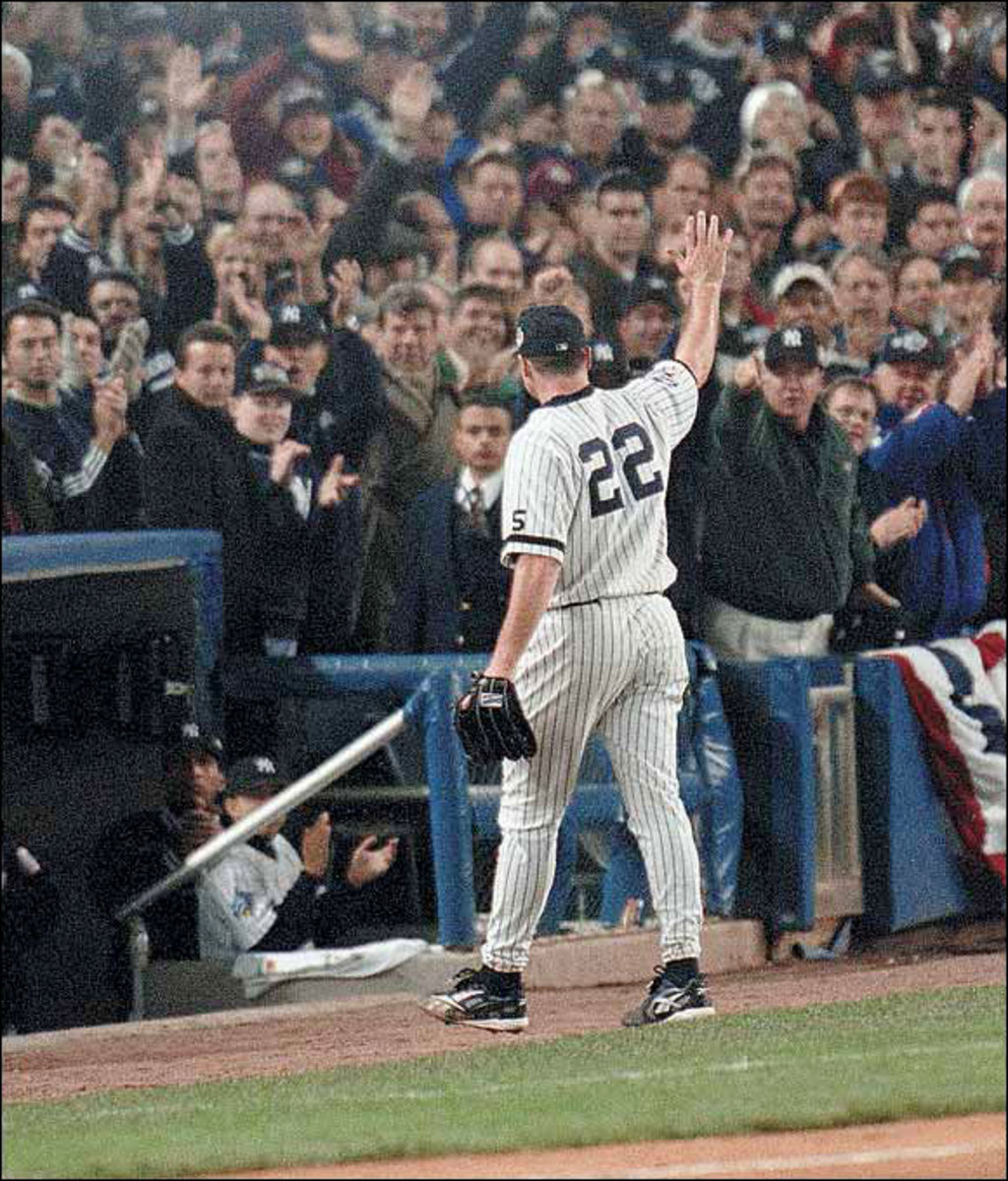 9/10/2001 Sports Illustrated Roger Clemens New York Yankees NFL Season