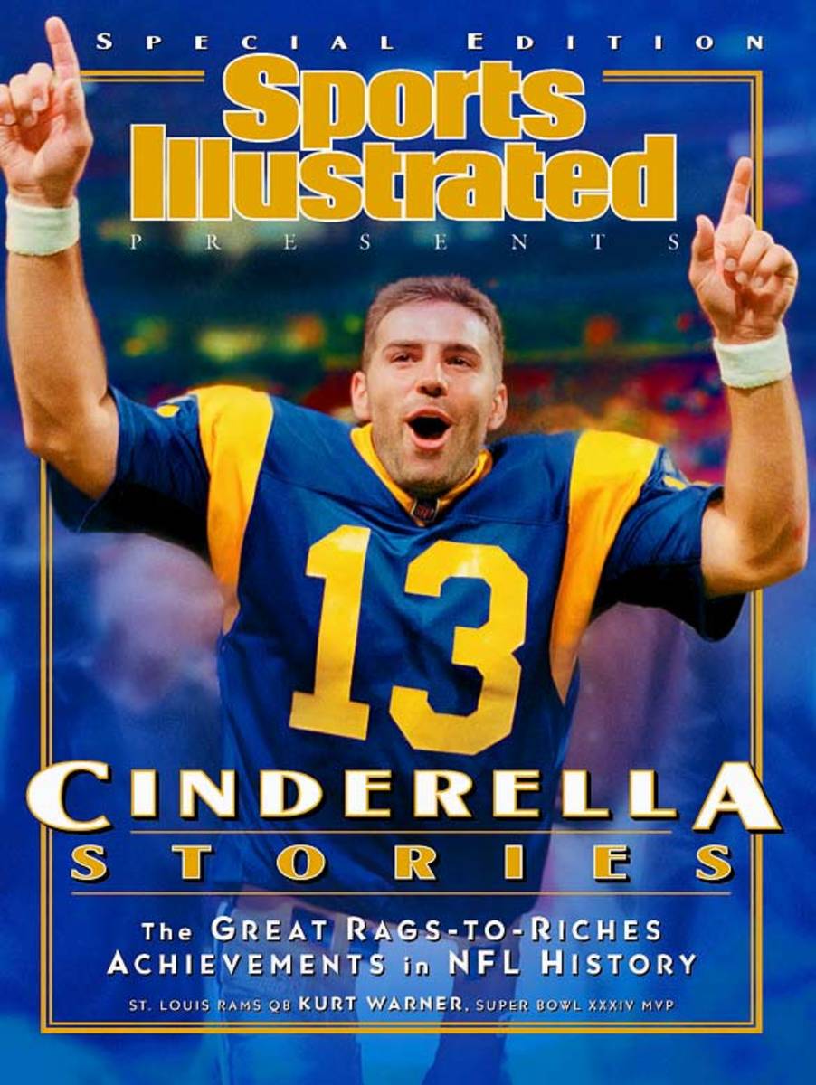 St. Louis Rams Qb Kurt Warner, Super Bowl Xxxvi Sports Illustrated Cover  Poster