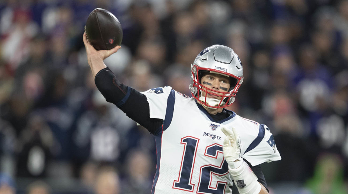 Tom Brady frustrated following the Patriots' 17-10 win in Philadelphia