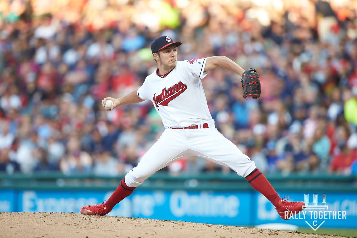 Ramirez, Bauers help Indians rally for win over Royals