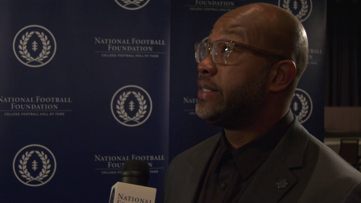 Torry Holt (2019) - Hall of Fame - National Football Foundation