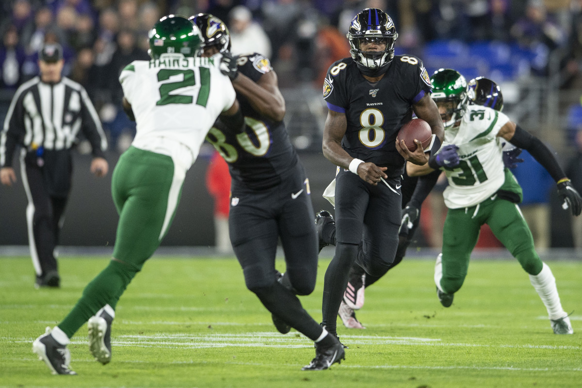 Lamar Jackson breaks another quarterback rushing record