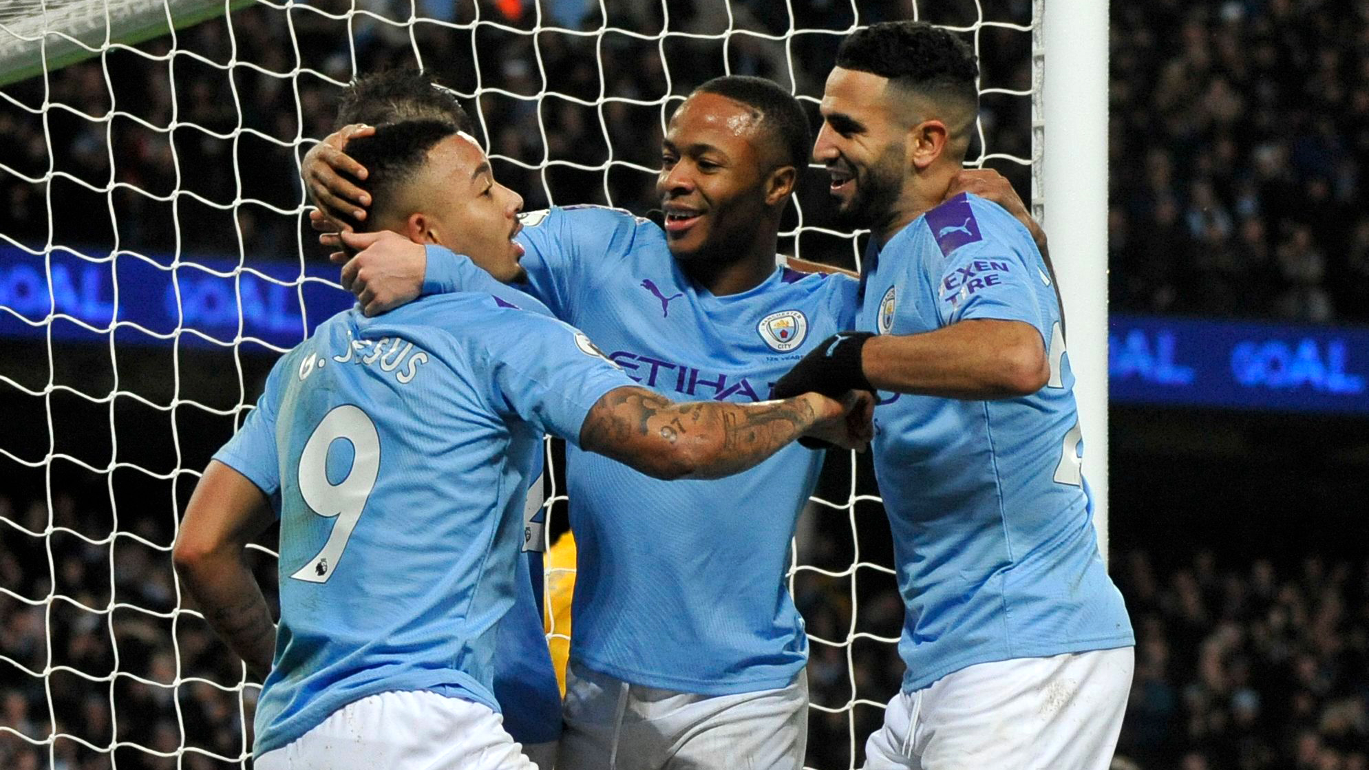 Manchester City keeps EPL title race alive with win over Leicester City