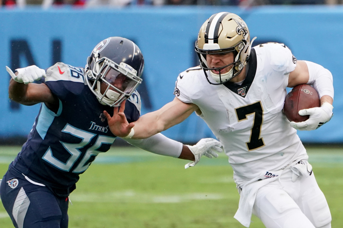 Taysom Hill rushing against the Titans