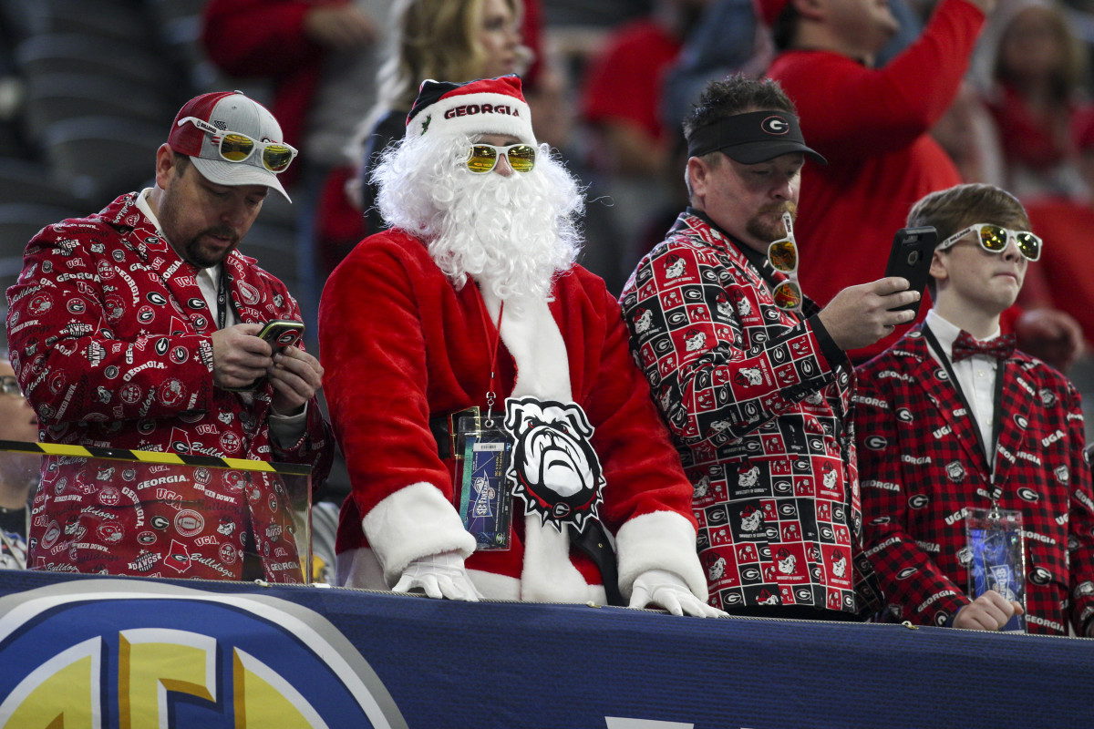 Holiday Gift Guide: For the Georgia Sports Fan – Georgia Voice