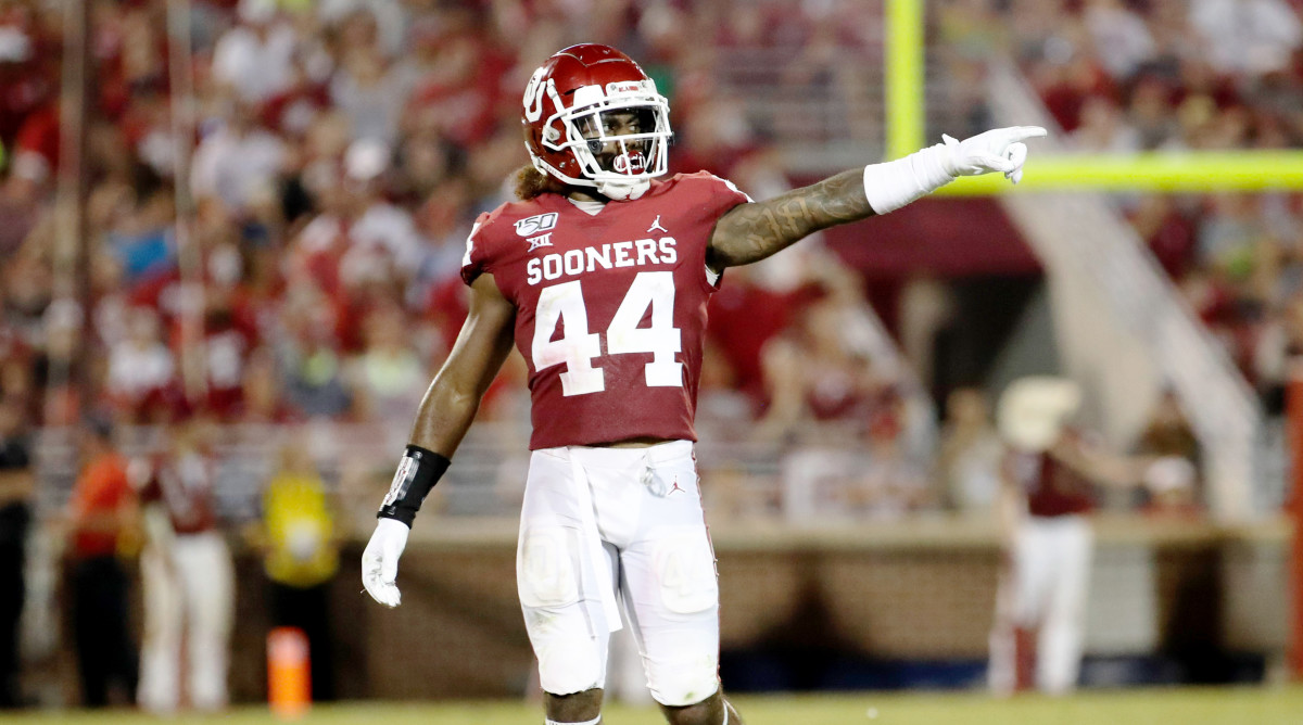 Peach Bowl Oklahoma CB Brendan Radley Hiles Ejected For Targeting Sports Illustrated