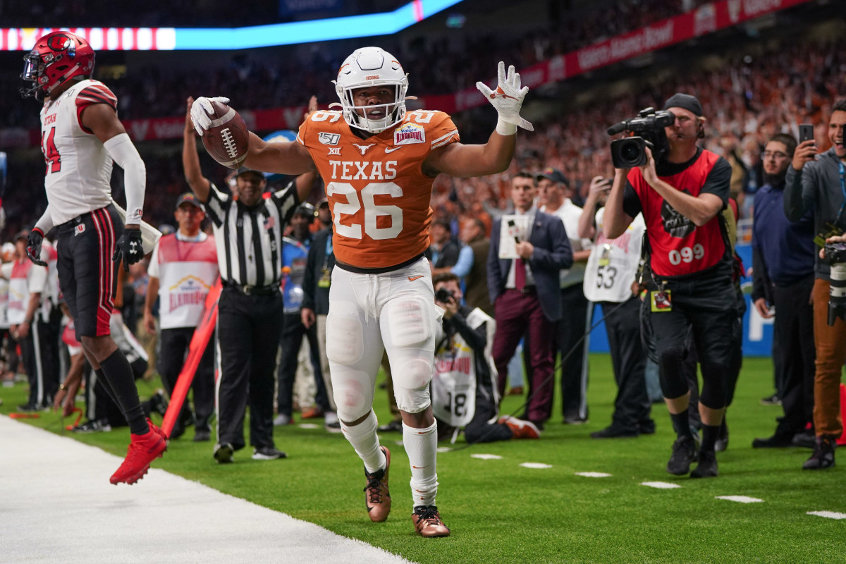 Texas Football: Keaontay Ingram Reaches Out to Special Young Fan - Sports Illustrated Texas