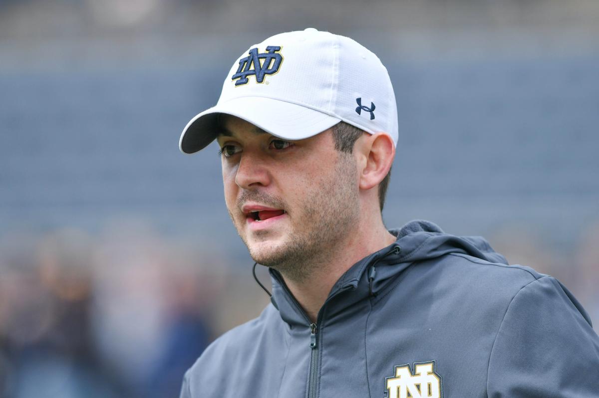 Notre Dame Coaching Staff Finally Takes Shape Sports Illustrated