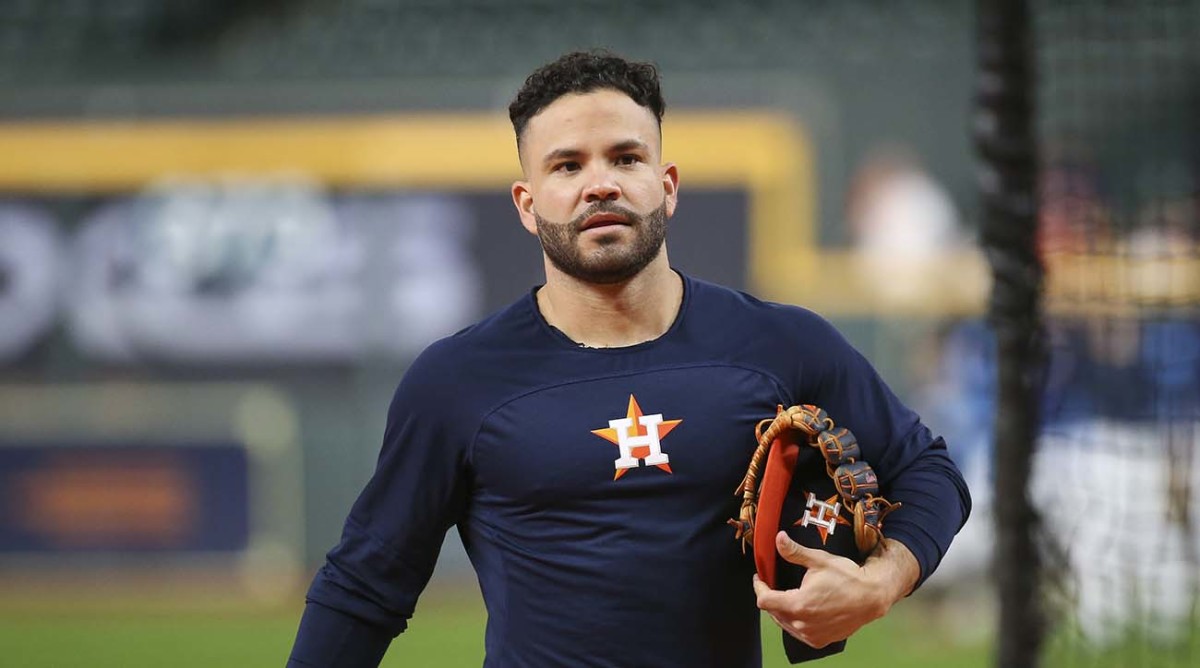 Altuve interview, jersey cover-up sparks buzzer speculation